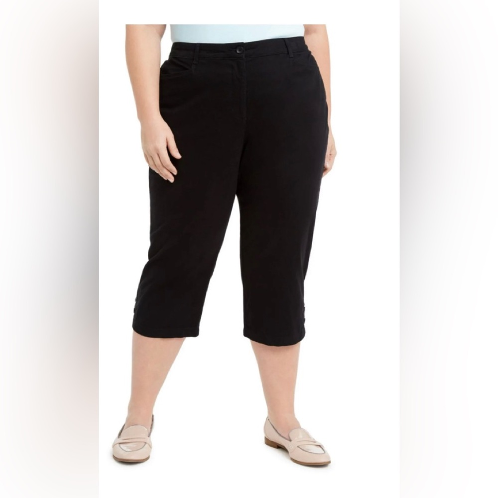 Karen Scott Petite Black Pull On Capri Pants 12P Button Hem Cropped Trousers
